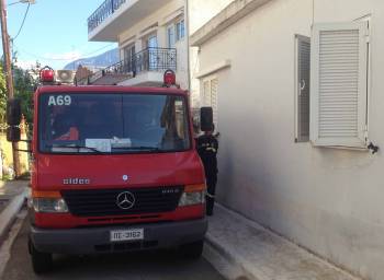 Φωτιά σε μονοκατοικία στη Λεΐκων