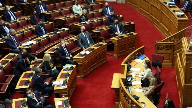 Υπερψηφίστηκε το ν/σ για την επιτάχυνση των εκκρεμών υποθέσεων του νόμου Κατσέλη