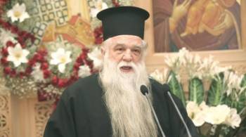 Αμβρόσιος: Ο «κομπλεξικός» Σόιμπλε μισεί όσους δεν χρησιμοποιούν αναπηρικό καροτσάκι