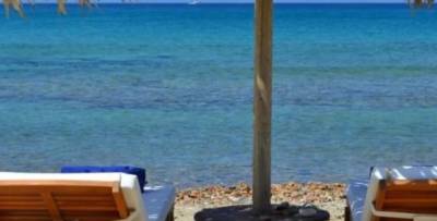 Πάτρα: Άγριος καβγάς για μια «πιασμένη» ξαπλώστρα