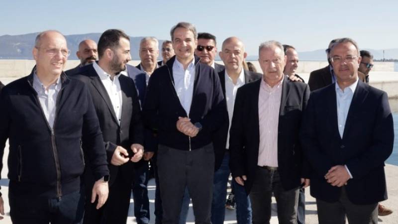 Από το λιμάνι του Αγίου Κωνσταντίνου ξεκίνησε η περιοδεία του πρωθυπουργού στη Φθιώτιδα (βίντεο)
