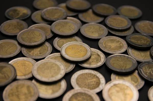 Η Εθνική Τράπεζα της Βουλγαρίας θα εκδίδει αναμνηστικά νομίσματα ονομαστικής αξίας 2 ευρώ μετά την ένταξη της χώρας στην ευρωζώνη