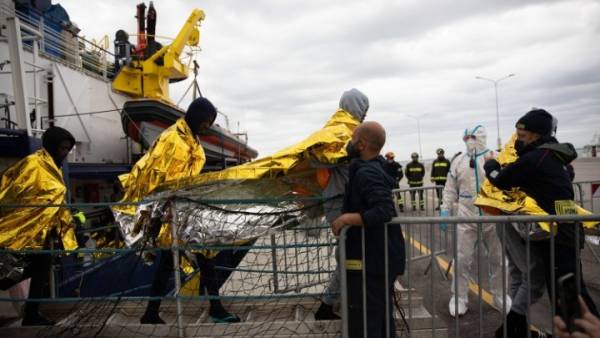Ιταλία: 1.600 μετανάστες διασώθηκαν στη Μεσόγειο τις δύο τελευταίες ημέρες
