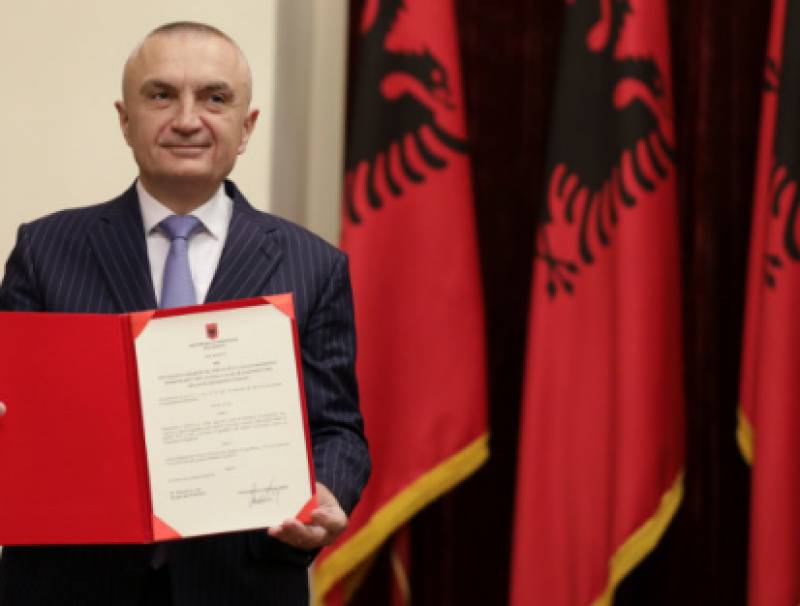 Αλβανία: Ο Ράμα συγκαλεί τη Βουλή για να καθαιρέσει τον πρόεδρο Μέτα
