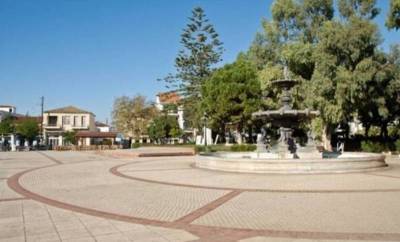 Τα Ανυπότακτα Φιλιατρά για το συντριβάνι στην κεντρική πλατεία
