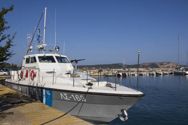 Μεσσηνία: Σκάφος με 80 μετανάστες στο λιμάνι της Πύλου