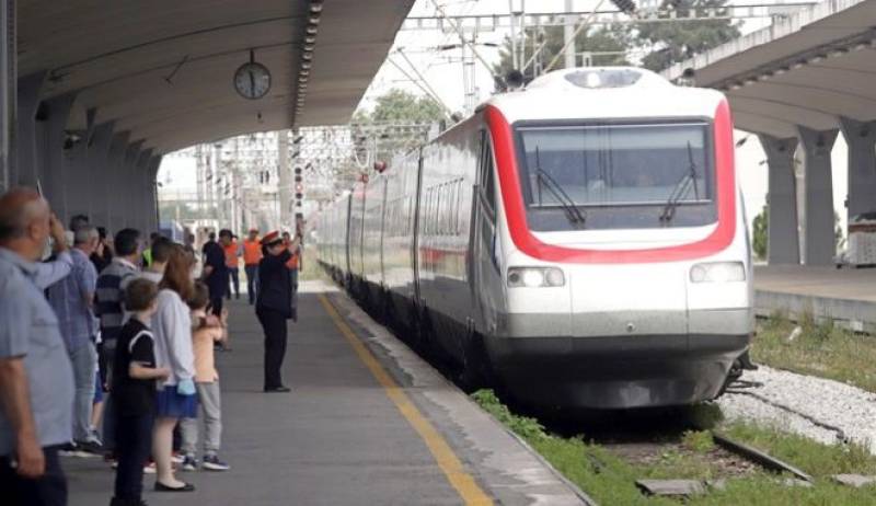 Σιδηρόδρομος: Ξεκίνησαν τα δρομολόγια Αθήνα - Θεσσαλονίκη σε λιγότερο από 4 ώρες