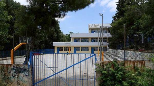 Δεν θα λειτουργήσουν αύριο 20 σχολεία του δήμου Αθήνας, λόγω της επικείμενης κακοκαιρίας