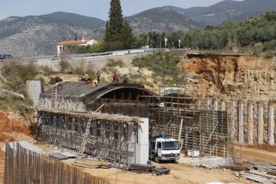 Οι δρόμοι και η παραποίηση της πραγματικότητας