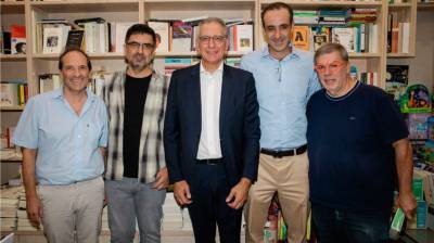 Bookmarkers: Η νέα πρωτοβουλία Δημητριάδη που βάζει το βιβλίο στη ζωή μας