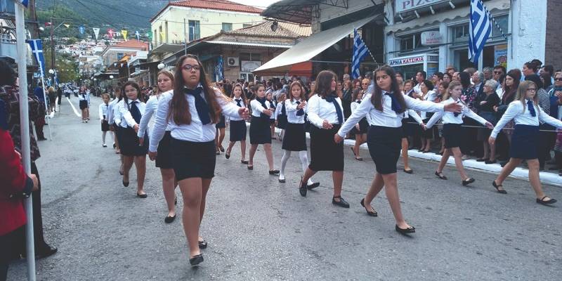 Στην οδό 25ης Μαρτίου επιστρέφει η παρέλαση στην Κυπαρισσία