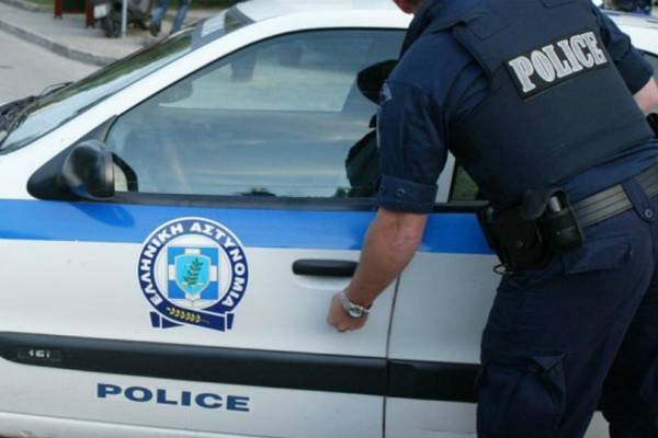 Καλαμάτα: Εκλεψαν εξαρτήματα μηχανών αυτοκινήτων