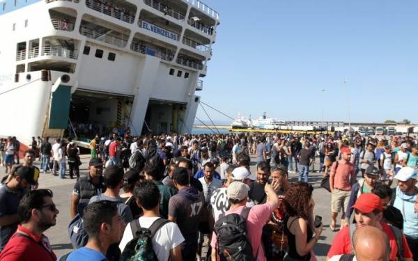 5.630 πρόσφυγες αποβιβάστηκαν το πρωί στο λιμάνι του Πειραιά, αναμένονται άλλοι 1.834
