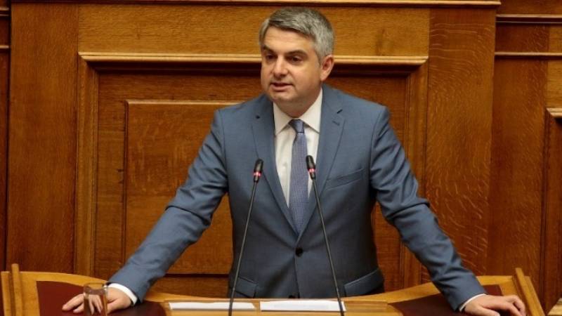 Οδυσσέας Κωνσταντινόπουλος: Στο ίδιο ψέμα θεατές