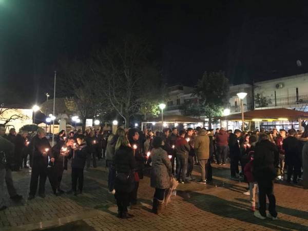 Μεσσηνία: Σιωπηλή διαμαρτυρία στην Θουρία στην μνήμη του 15χρονου Νίκου (φωτογραφίες)