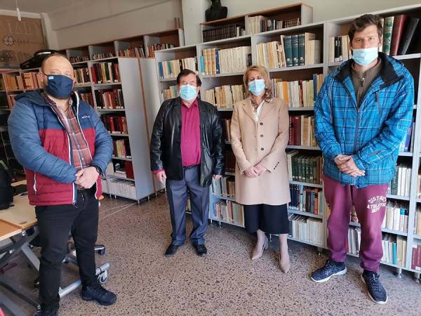 Το νέο Εφορευτικό Συμβούλιο της Δημόσιας Βιβλιοθήκης Πεταλιδίου
