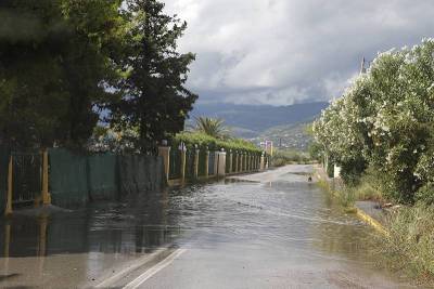 Μελετούν λύση για τη “λίμνη” της Μαντίνειας