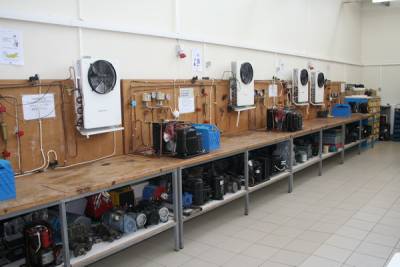 Το ΠΑΜΕ για ειδικότητες στα ΕΠΑΛ