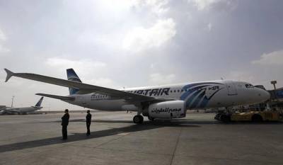 Ισραήλ: Πρώτη προσγείωση πτήσης της Egyptair μετά από 41 χρόνια