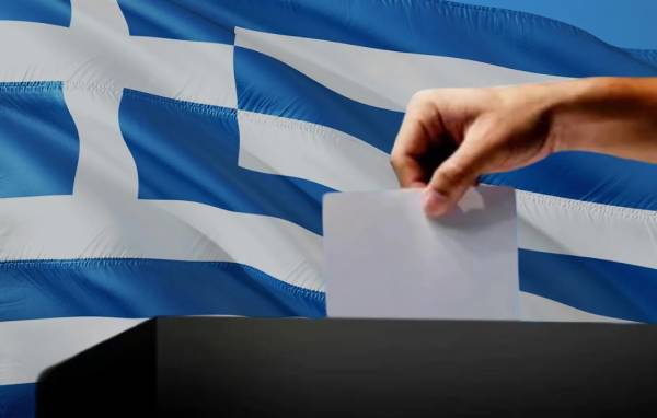 «Τα λόγια και τα χρόνια τα χαμένα»: η  Ελλάδα μετά την  25η Ιουνίου