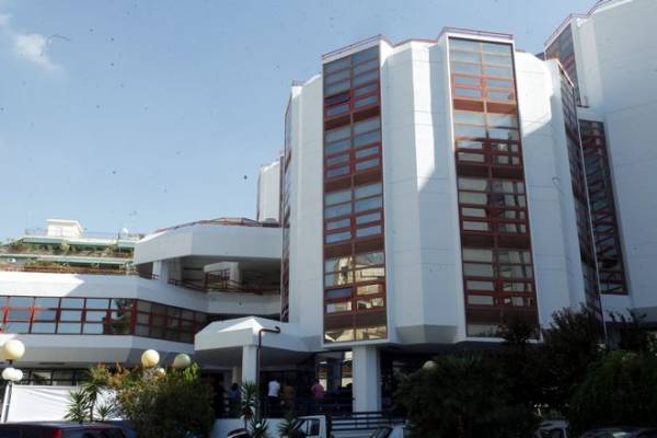 Επίθεση στην καθηγήτρια Μαίρη Μπόση μέσα στο Πανεπιστήμιο Πειραιά