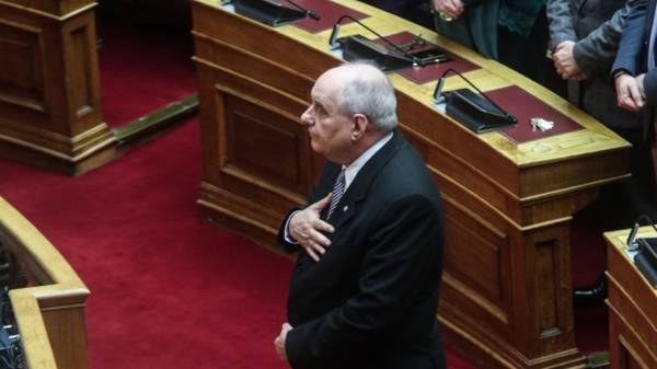 Τέρενς Κουίκ: «Ματώνω» για τη Μακεδονία, αλλά στηρίζω ΣΥΡΙΖΑ
