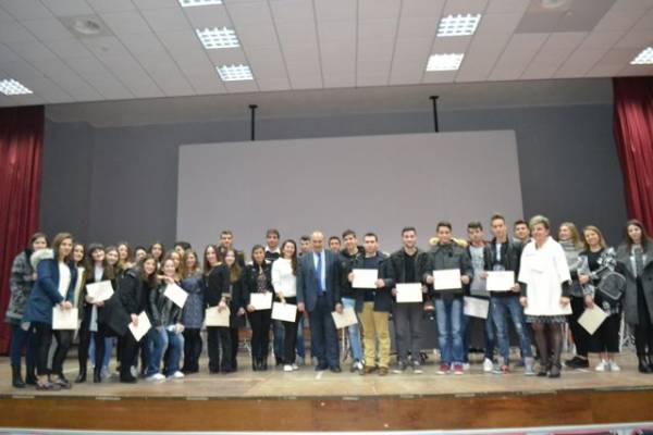Βραβεύθηκαν οι επιτυχόντες στις πανελλαδικές εξετάσεις από το Δήμο Τριφυλίας