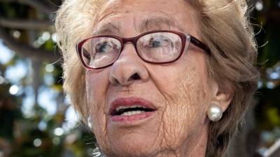 Απεβίωσε στα 96 της χρόνια η Εύα Σλος, επιζήσασα του Ολοκαυτώματος και ετεροθαλής αδελφή της Άννας Φρανκ