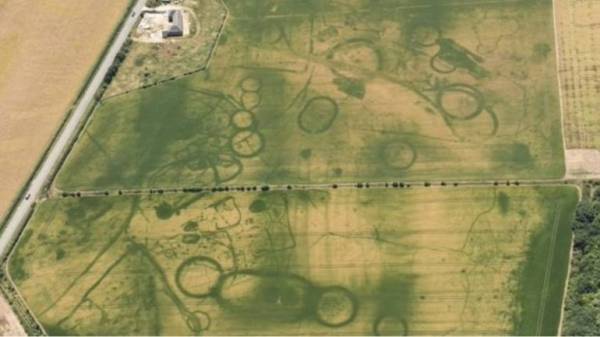 Βρετανία: Η ξηρασία έφερε στο φως χαμένα αρχαιολογικά μνημεία