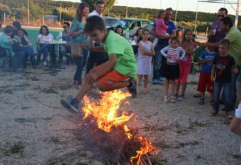 Τον Κλήδονα αναβίωσε η Ενωση Γυναικών Λεύκης