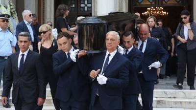 Το τελευταίο αντίο στην Μάρω Κοντού (Βίντεο)