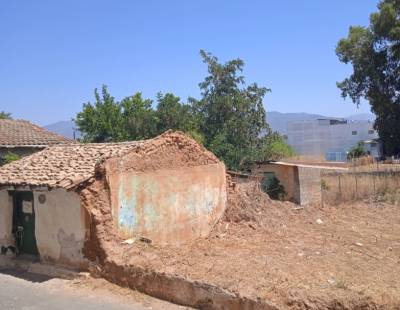 Ο Λάσκαρης για επικίνδυνο ερείπιο στη Μεσσήνη