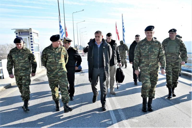 Στον Εβρο ο υπουργός Εθνικής Άμυνας Νίκος Παναγιωτόπουλος (βίντεο)