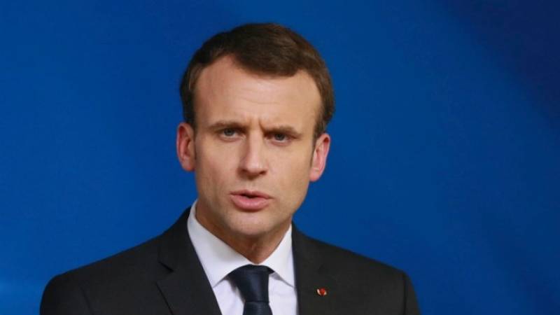 Γαλλία: Μινι-ανασχηματισμός και φορολογική μεταρρύθμιση τον Ιανουάριο