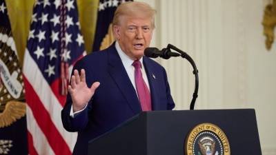 Τραμπ: Οι ΗΠΑ εξετάζουν σοβαρά να αποχωρήσουν από το ΝΑΤΟ