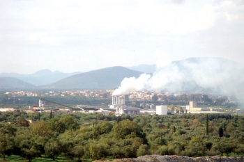 Παύση λειτουργίας των πυρηνελαιουργείων ζητεί με ομόφωνη απόφαση του Δ.Σ. Οιχαλίας