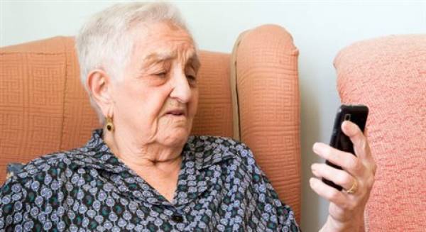 Εφαρμογή του ΑΠΘ βοηθά ηλικιωμένους να κλείσουν ραντεβού στον γιατρό