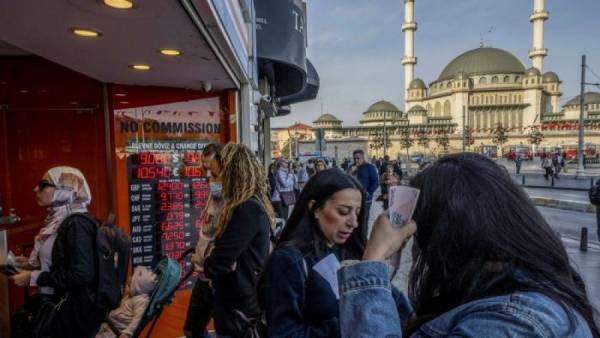 Τουρκία: Στη «γκρι λίστα» για ξέπλυμα βρώμικου χρήματος
