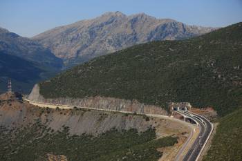 Παράκαμψη εκτός σήραγγας για μία εβδομάδα στη Στέρνα