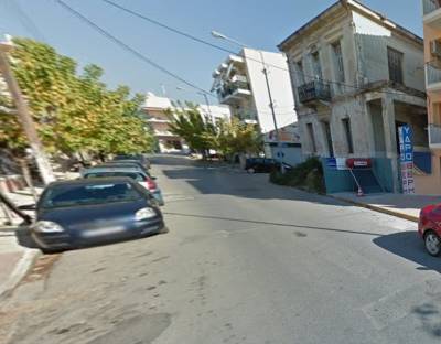 Καλαμάτα: Βρέθηκε χειροβομβίδα παλαιού τύπου στην οδό Μπουλούκου