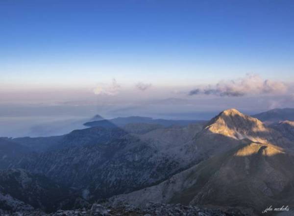 Στην κορυφογραμμή του Ταϋγέτου ο Ορειβατικός Σύλλογος Καλαμάτας