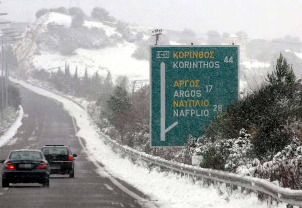 Προειδοποιήσεις &quot;Μορέα&quot; σε οδηγούς για χιονόπτωση στον αυτοκινητόδρομο Κόρινθος - Τρίπολη - Καλαμάτα / Σπάρτη