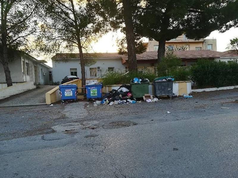 Δήμος Οιχαλίας: Σύμβουλοι μειοψηφίας κατά Σταθόπουλου για τα σκουπίδια