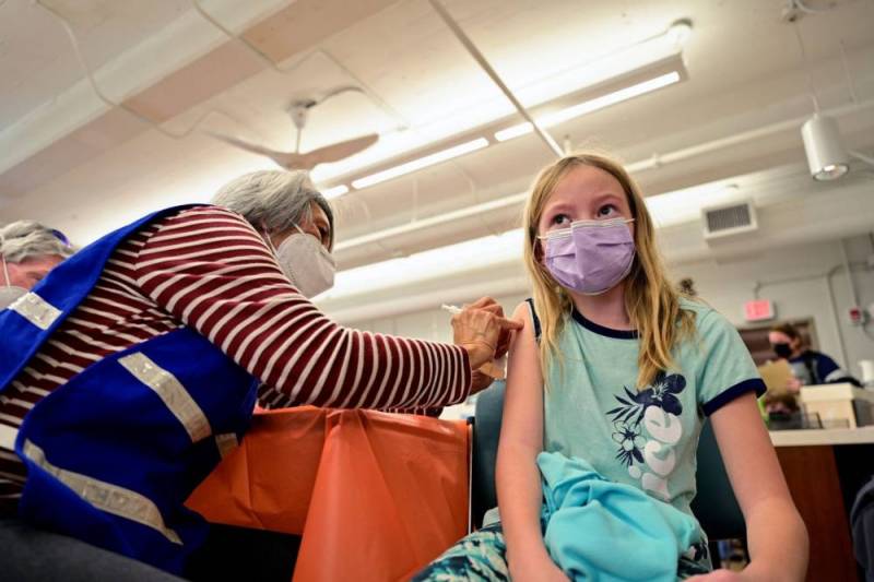 Εμβόλιο κορονοϊού: «Πράσινο φως» από την FDA για αναμνηστική δόση σε παιδιά 5 - 11 ετών
