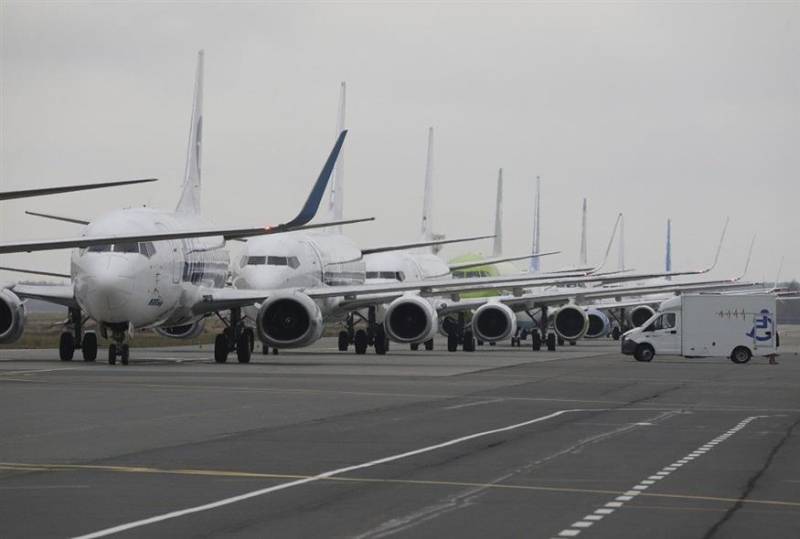 Μετάλλαξη Όμικρον: Περισσότερη αστάθεια περιμένουν οι αεροπορικές εταιρείες