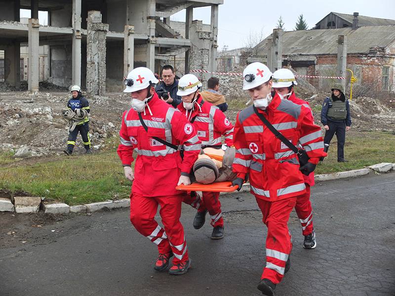 Ουκρανία: Ο Ερυθρός Σταυρός θα ενισχύσει τη βοήθεια προς τους αμάχους καθώς αναμένεται να ενταθούν οι μάχες