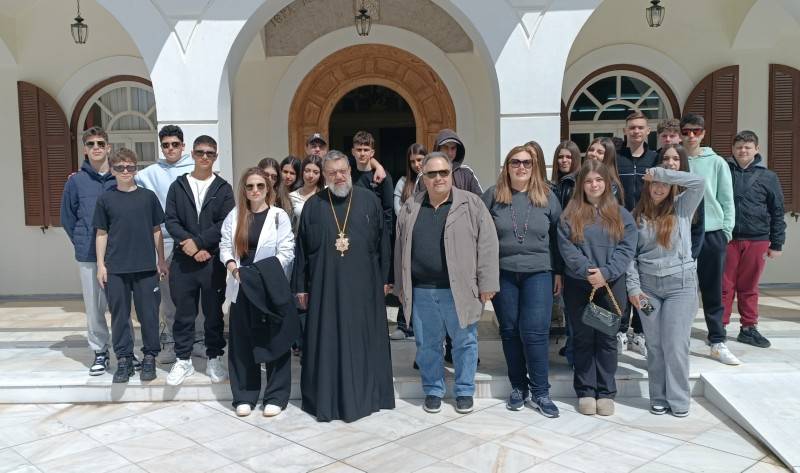 Μαθητές από τη Ζάκυνθο στον Μητροπολίτη Μεσσηνίας