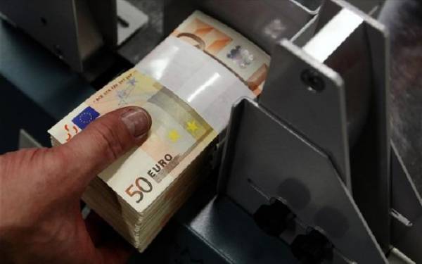 Μειώνεται κατά 100 εκατ. ευρώ ο ELA