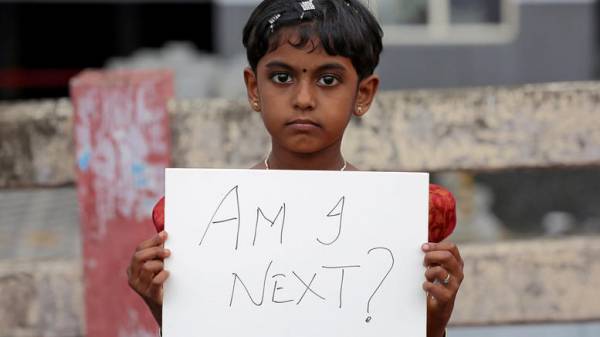 Ινδία: Οκτώ άνδρες δικάζονται για τον βιασμό και τον φόνο μιας 8χρονης