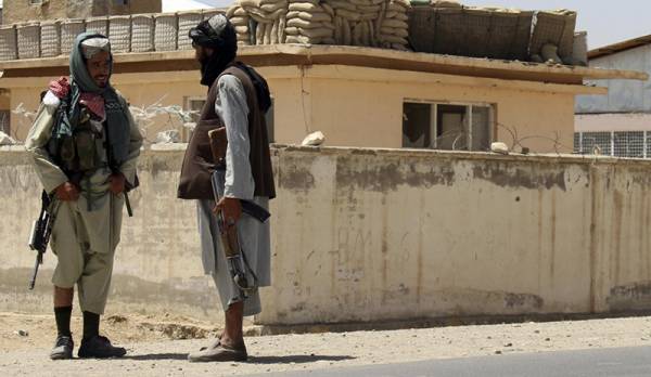Αφγανιστάν: Οι Ταλιμπάν πλησιάζουν την Καμπούλ, δυτικά κράτη απομακρύνουν τους διπλωμάτες τους